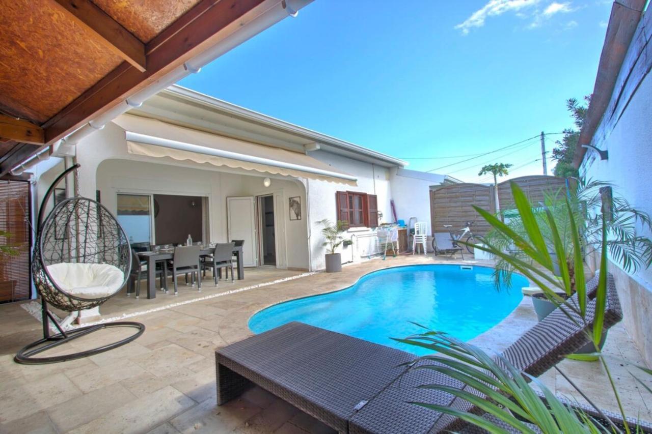 La Villa Alexie - Lagon De Trou D'Eau 拉萨尔勒班 外观 照片